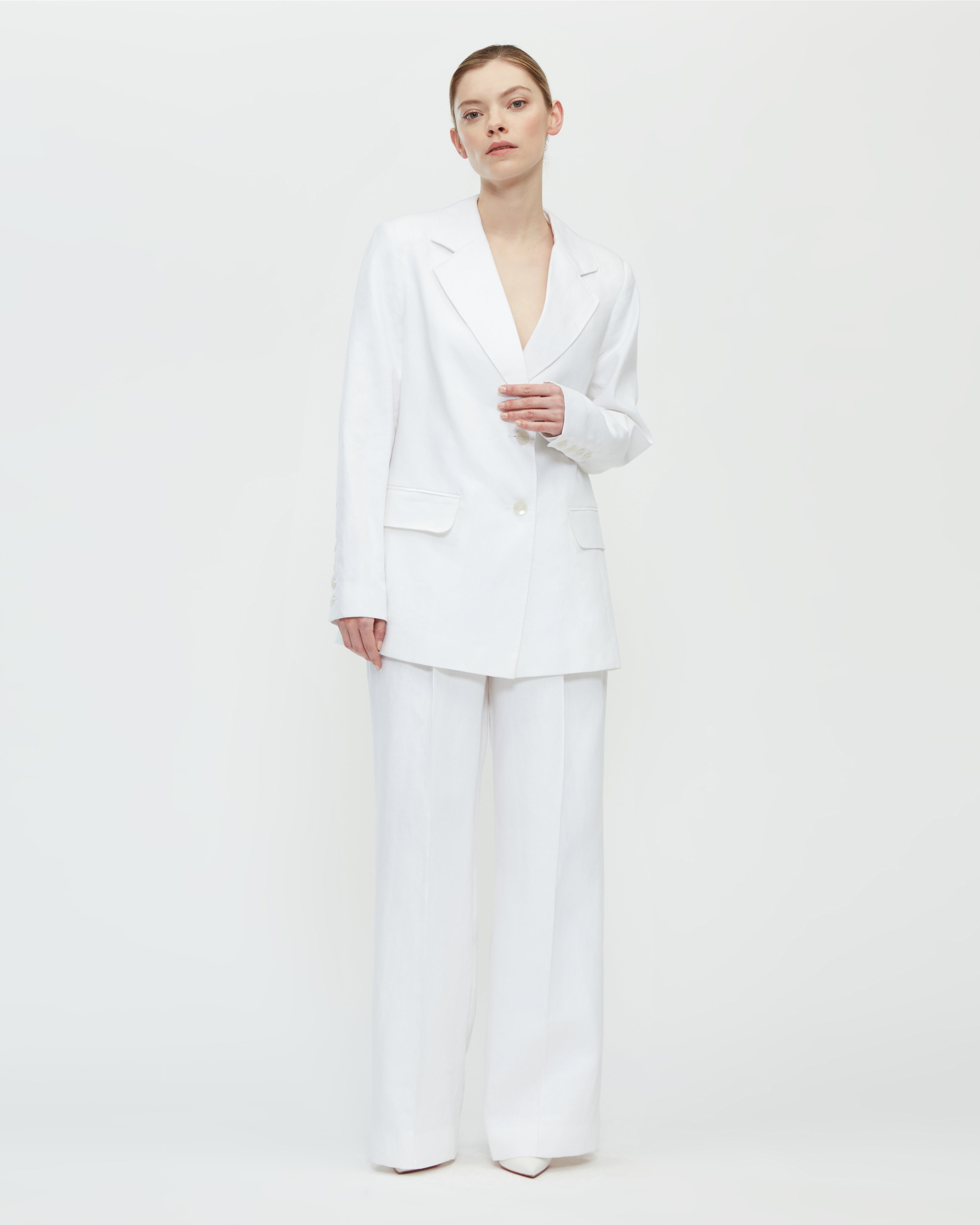THE TIANNA SUIT
