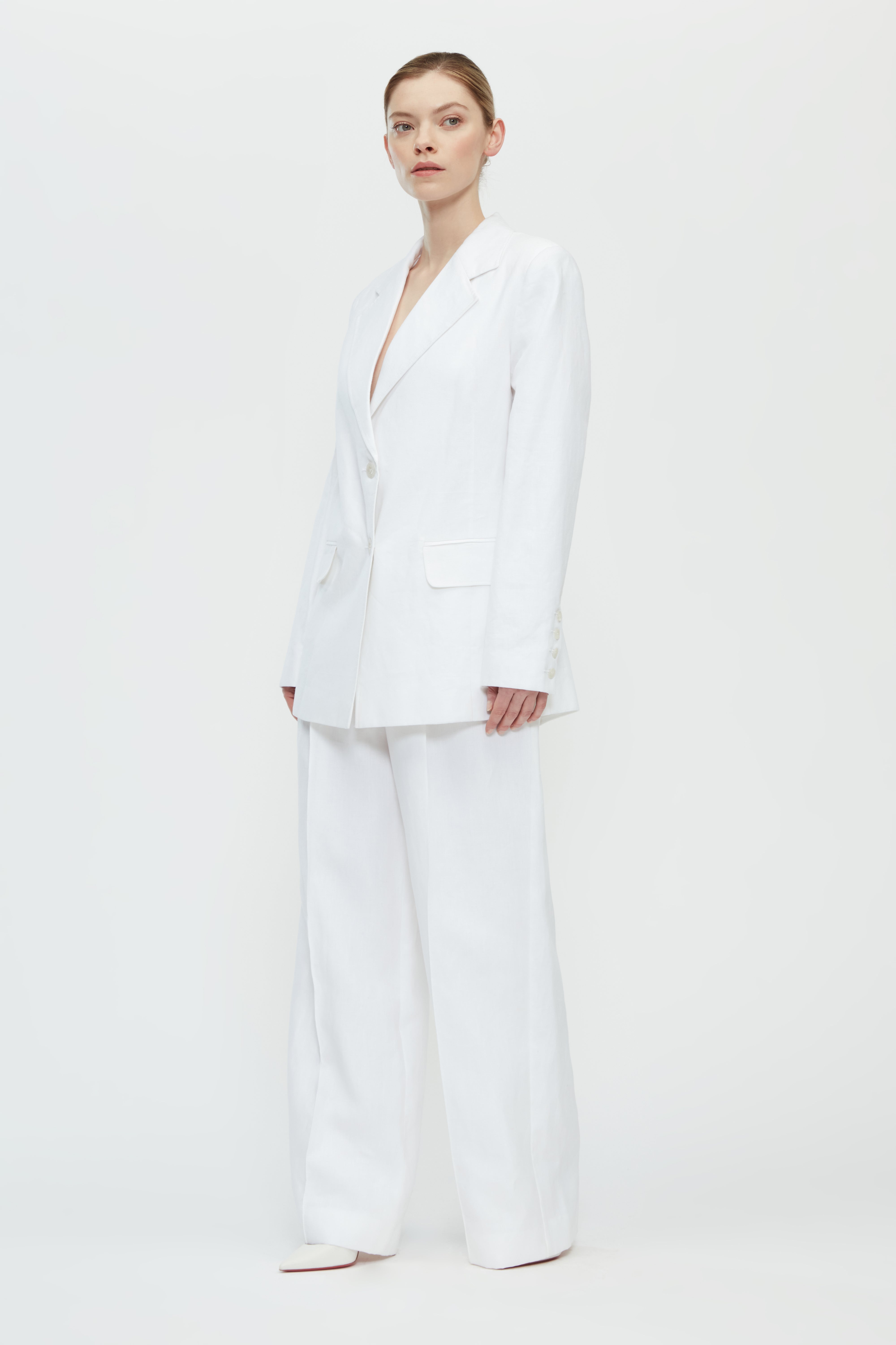 THE TIANNA SUIT